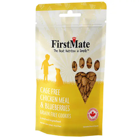 FirstMate Dog Treats Chicken with Blueberry 8oz